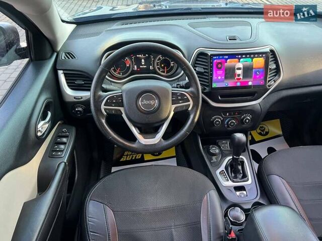 Синій Джип Cherokee, об'ємом двигуна 2.4 л та пробігом 86 тис. км за 15900 $, фото 16 на Automoto.ua