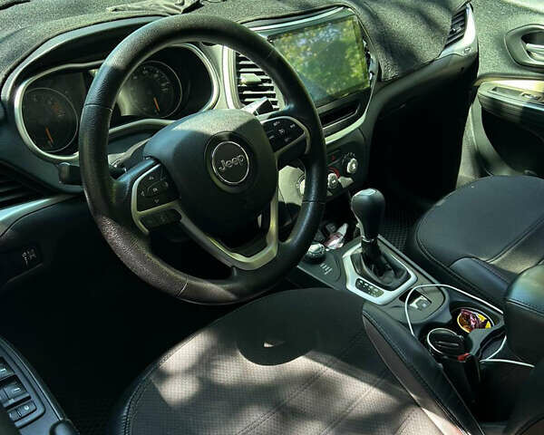 Синій Джип Cherokee, об'ємом двигуна 2.36 л та пробігом 86 тис. км за 15200 $, фото 20 на Automoto.ua