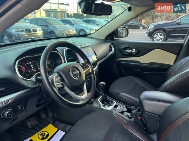 Синій Джип Cherokee, об'ємом двигуна 2.4 л та пробігом 86 тис. км за 15900 $, фото 10 на Automoto.ua