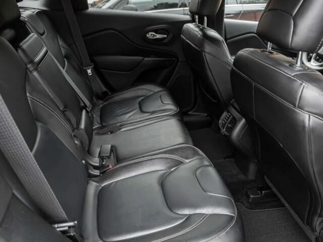 Синий Джип Чероки, объемом двигателя 0 л и пробегом 52 тыс. км за 9100 $, фото 11 на Automoto.ua