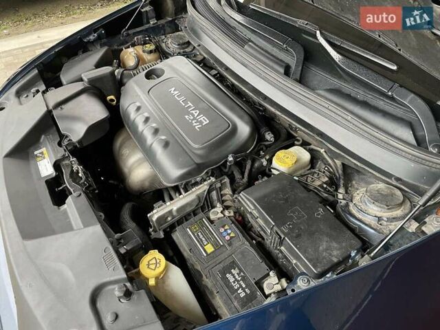 Синий Джип Чероки, объемом двигателя 2.36 л и пробегом 206 тыс. км за 13600 $, фото 23 на Automoto.ua