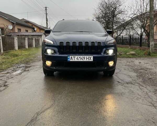 Синий Джип Чероки, объемом двигателя 2.36 л и пробегом 206 тыс. км за 13600 $, фото 12 на Automoto.ua