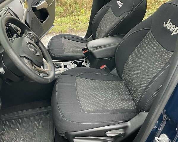 Синий Джип Чероки, объемом двигателя 2.36 л и пробегом 206 тыс. км за 13600 $, фото 24 на Automoto.ua