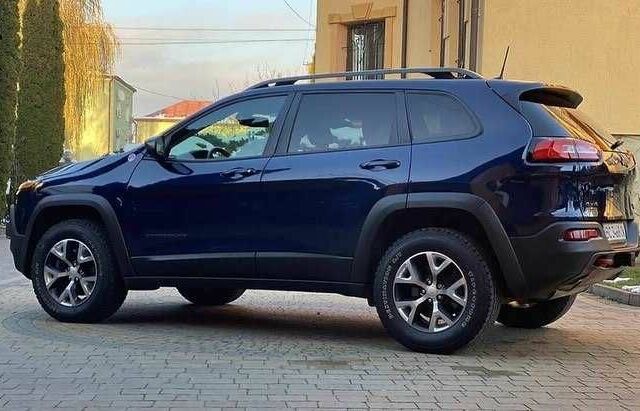 Синій Джип Cherokee, об'ємом двигуна 3.2 л та пробігом 75 тис. км за 13000 $, фото 8 на Automoto.ua