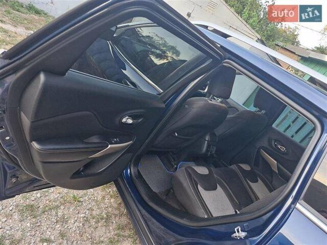 Синій Джип Cherokee, об'ємом двигуна 2.36 л та пробігом 116 тис. км за 15000 $, фото 5 на Automoto.ua