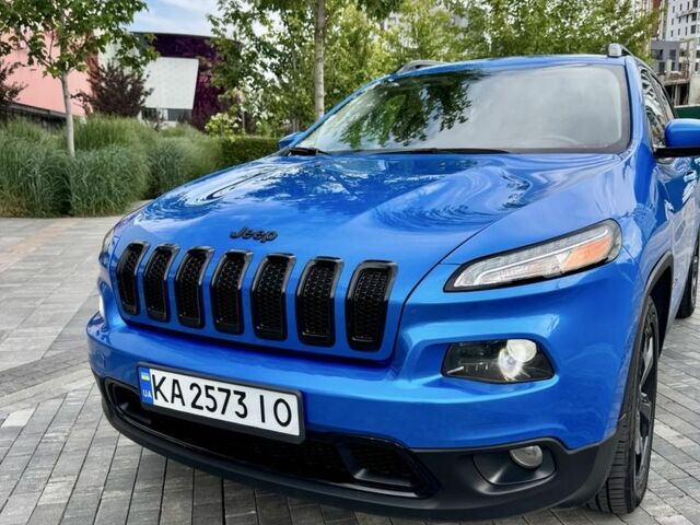 Синій Джип Cherokee, об'ємом двигуна 2.4 л та пробігом 75 тис. км за 14000 $, фото 7 на Automoto.ua