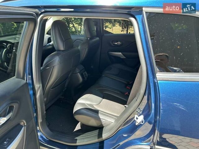 Синий Джип Чероки, объемом двигателя 2.36 л и пробегом 80 тыс. км за 13500 $, фото 17 на Automoto.ua