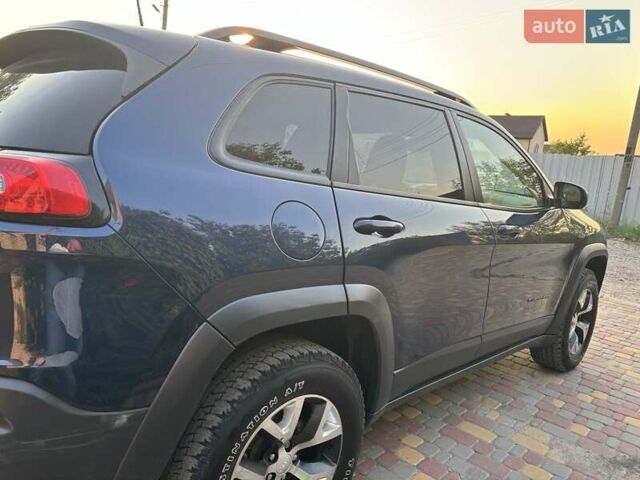Синій Джип Cherokee, об'ємом двигуна 3.24 л та пробігом 54 тис. км за 18000 $, фото 2 на Automoto.ua
