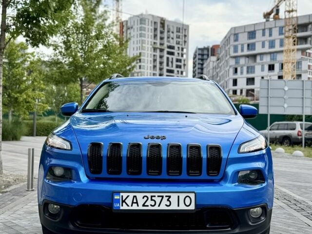 Синій Джип Cherokee, об'ємом двигуна 2.4 л та пробігом 75 тис. км за 14000 $, фото 1 на Automoto.ua