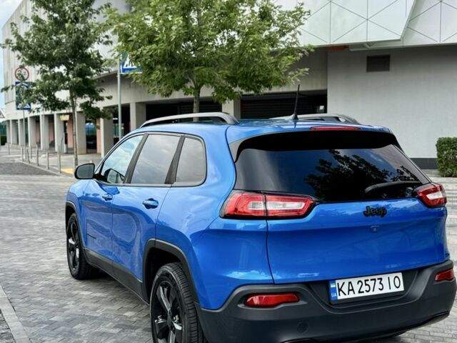 Синій Джип Cherokee, об'ємом двигуна 2.4 л та пробігом 75 тис. км за 14000 $, фото 3 на Automoto.ua
