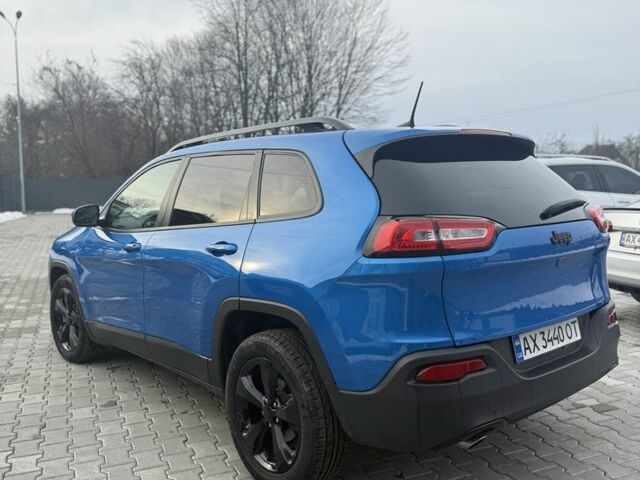 Синій Джип Cherokee, об'ємом двигуна 2.4 л та пробігом 70 тис. км за 16000 $, фото 1 на Automoto.ua