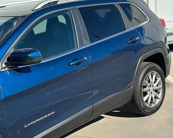 Джип Чероки 2018 в Киеве на Automoto.ua Синий Джип Чероки, объемом двигателя 3.24 л и пробегом 110 тыс. км за 13700 $, фото 50 на Automoto.ua