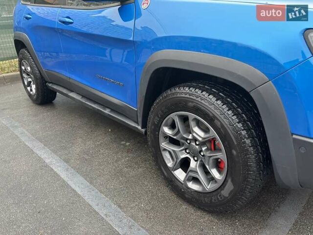 Синий Джип Чероки, объемом двигателя 2 л и пробегом 137 тыс. км за 24200 $, фото 17 на Automoto.ua