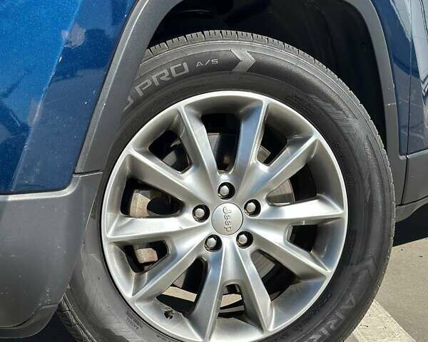 Джип Чероки 2018 в Киеве на Automoto.ua Синий Джип Чероки, объемом двигателя 3.24 л и пробегом 110 тыс. км за 13700 $, фото 67 на Automoto.ua