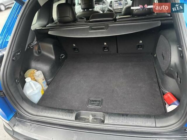 Синий Джип Чероки, объемом двигателя 2 л и пробегом 137 тыс. км за 24200 $, фото 32 на Automoto.ua