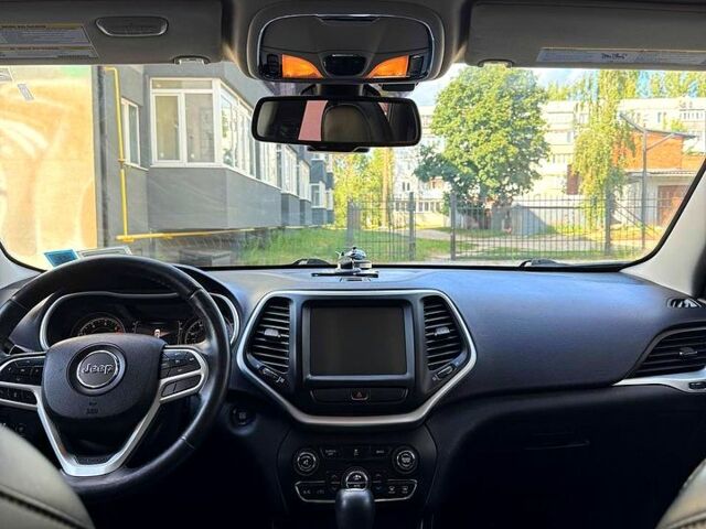Синий Джип Чероки, объемом двигателя 2.4 л и пробегом 226 тыс. км за 14800 $, фото 4 на Automoto.ua