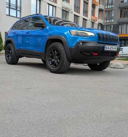 Джип Чероки 2018 в Киеве на Automoto.ua Синий Джип Чероки, объемом двигателя 3.24 л и пробегом 100 тыс. км за 25000 $, фото 7 на Automoto.ua