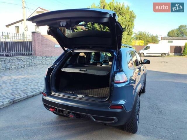 Синій Джип Cherokee, об'ємом двигуна 3.24 л та пробігом 125 тис. км за 25000 $, фото 38 на Automoto.ua