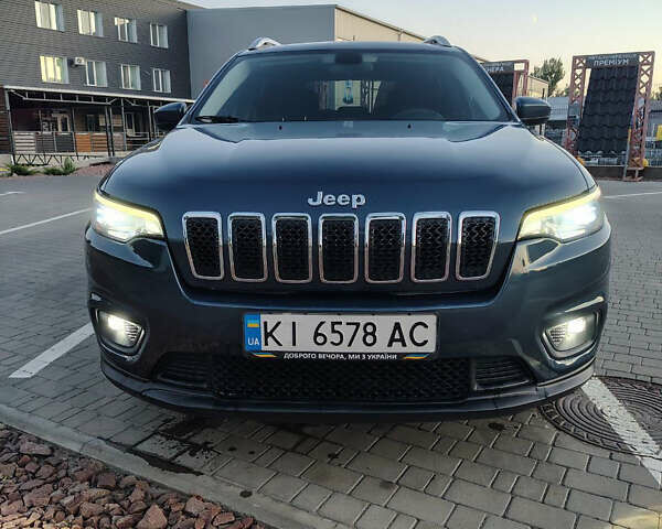Джип Чероки 2019 в Киеве на Automoto.ua Синий Джип Чероки, объемом двигателя 2.36 л и пробегом 68 тыс. км за 15000 $, фото 1 на Automoto.ua