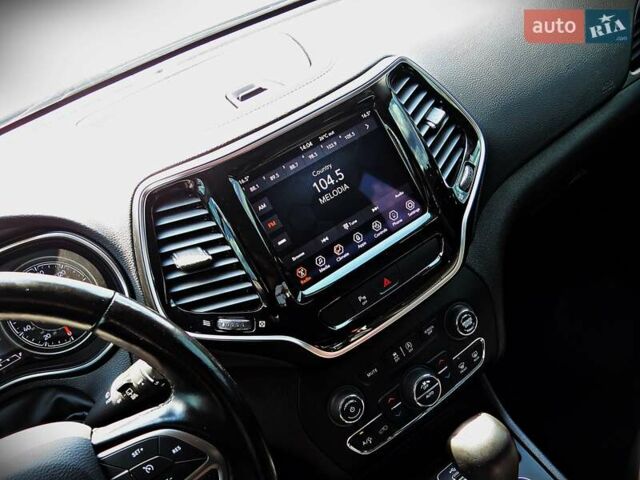 Синій Джип Cherokee, об'ємом двигуна 2.36 л та пробігом 150 тис. км за 16999 $, фото 12 на Automoto.ua