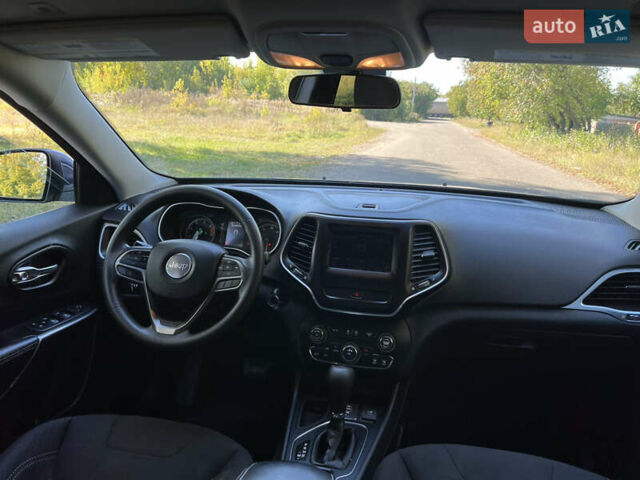 Синій Джип Cherokee, об'ємом двигуна 2.4 л та пробігом 162 тис. км за 14700 $, фото 35 на Automoto.ua