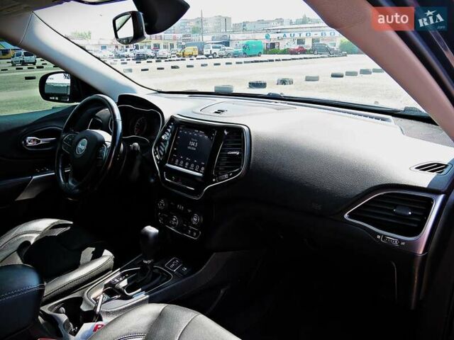 Синий Джип Чероки, объемом двигателя 2.36 л и пробегом 150 тыс. км за 16999 $, фото 18 на Automoto.ua