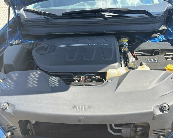 Синій Джип Cherokee, об'ємом двигуна 3.24 л та пробігом 61 тис. км за 20499 $, фото 13 на Automoto.ua