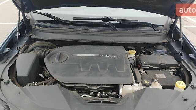 Синій Джип Cherokee, об'ємом двигуна 3.2 л та пробігом 59 тис. км за 25900 $, фото 8 на Automoto.ua