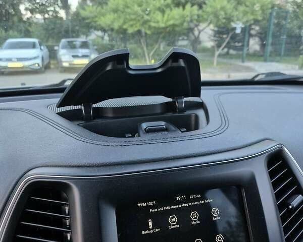 Синій Джип Cherokee, об'ємом двигуна 2.36 л та пробігом 76 тис. км за 18850 $, фото 16 на Automoto.ua