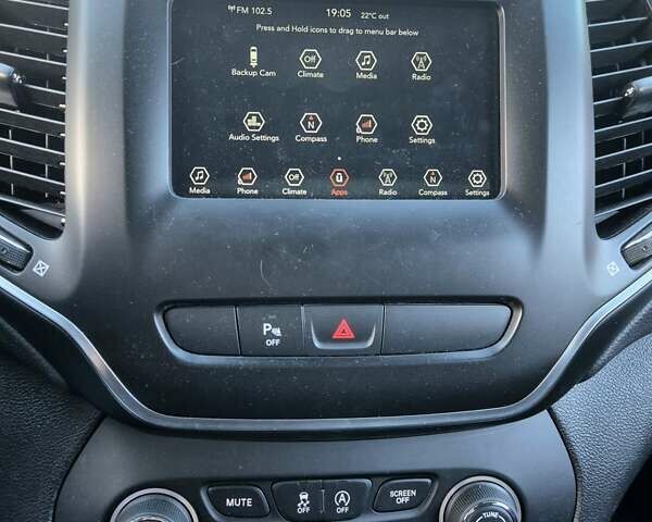 Синій Джип Cherokee, об'ємом двигуна 2.36 л та пробігом 76 тис. км за 18850 $, фото 8 на Automoto.ua