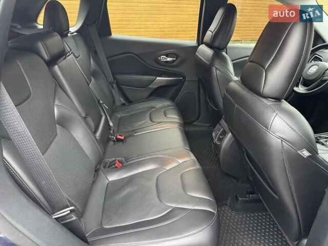 Синий Джип Чероки, объемом двигателя 3.2 л и пробегом 105 тыс. км за 19500 $, фото 22 на Automoto.ua