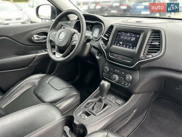 Синий Джип Чероки, объемом двигателя 2.36 л и пробегом 44 тыс. км за 16300 $, фото 26 на Automoto.ua