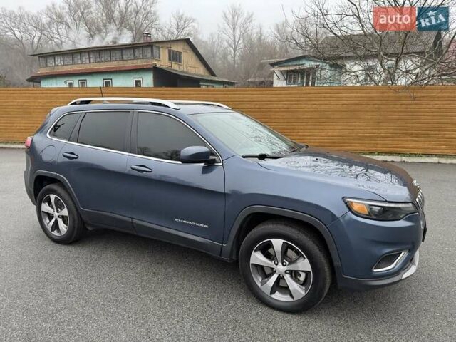 Синий Джип Чероки, объемом двигателя 3.2 л и пробегом 105 тыс. км за 19500 $, фото 3 на Automoto.ua
