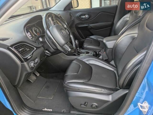 Синій Джип Cherokee, об'ємом двигуна 2.36 л та пробігом 55 тис. км за 17500 $, фото 18 на Automoto.ua