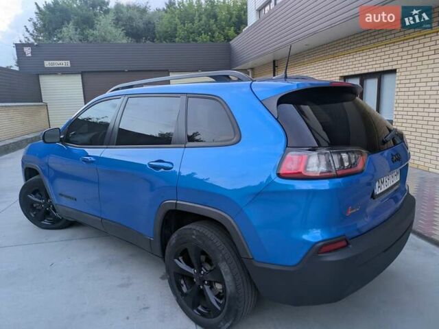Синій Джип Cherokee, об'ємом двигуна 2.36 л та пробігом 55 тис. км за 17500 $, фото 5 на Automoto.ua