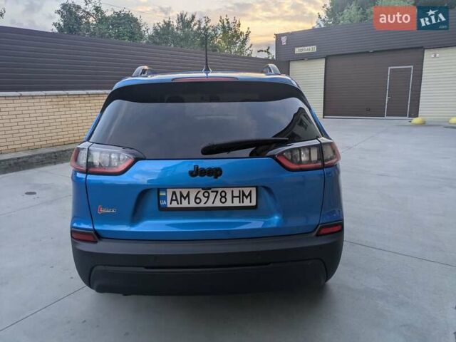 Синій Джип Cherokee, об'ємом двигуна 2.36 л та пробігом 55 тис. км за 17500 $, фото 4 на Automoto.ua