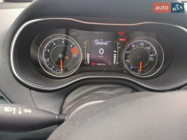 Джип Чероки 2019 в Одессе на Automoto.ua Синий Джип Чероки, объемом двигателя 2.36 л и пробегом 87 тыс. км за 20200 $, фото 4 на Automoto.ua