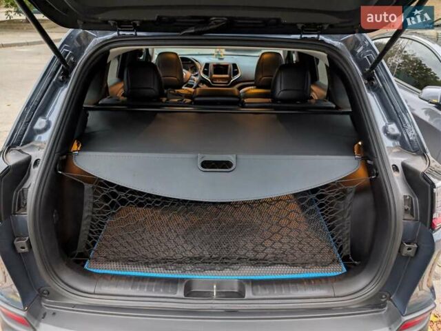 Синій Джип Cherokee, об'ємом двигуна 2.36 л та пробігом 65 тис. км за 17899 $, фото 14 на Automoto.ua