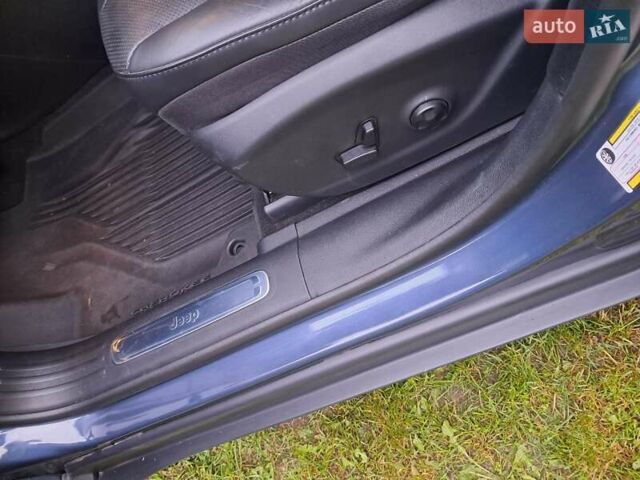 Синий Джип Чероки, объемом двигателя 2.36 л и пробегом 2 тыс. км за 19500 $, фото 4 на Automoto.ua
