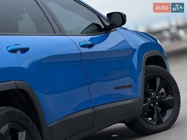 Синий Джип Чероки, объемом двигателя 2.4 л и пробегом 60 тыс. км за 18350 $, фото 10 на Automoto.ua