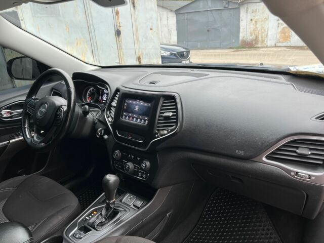 Синій Джип Cherokee, об'ємом двигуна 2.4 л та пробігом 151 тис. км за 13999 $, фото 17 на Automoto.ua