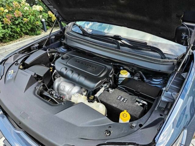 Синий Джип Чероки, объемом двигателя 2.4 л и пробегом 112 тыс. км за 12000 $, фото 8 на Automoto.ua