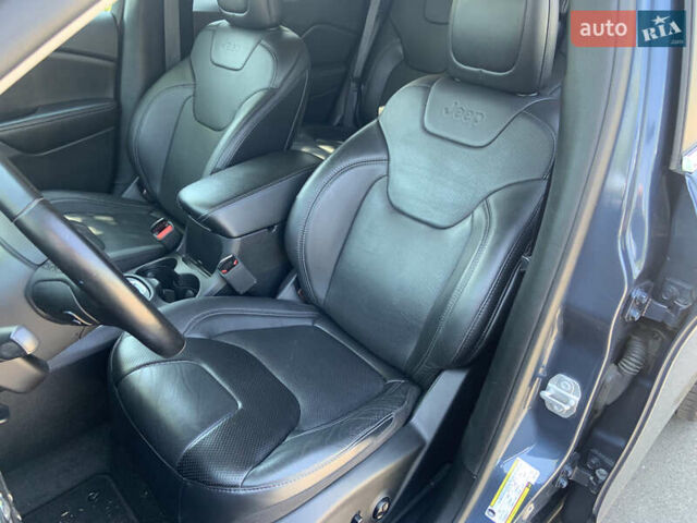 Синій Джип Cherokee, об'ємом двигуна 3.24 л та пробігом 62 тис. км за 22490 $, фото 8 на Automoto.ua