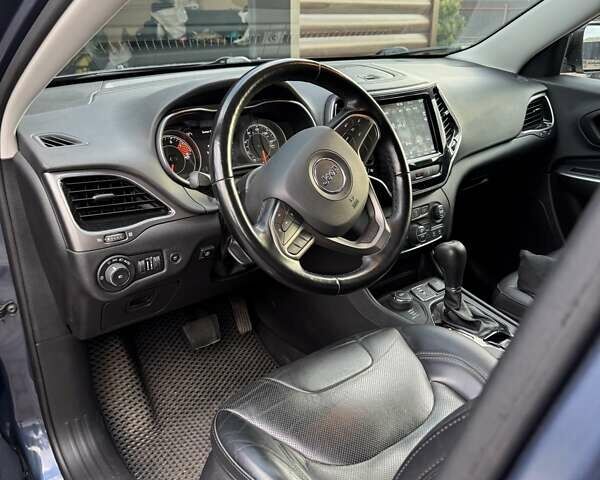 Синий Джип Чероки, объемом двигателя 3.24 л и пробегом 82 тыс. км за 19500 $, фото 12 на Automoto.ua