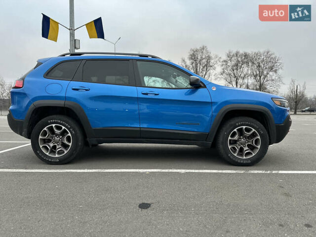 Синій Джип Cherokee, об'ємом двигуна 3.24 л та пробігом 142 тис. км за 18700 $, фото 6 на Automoto.ua