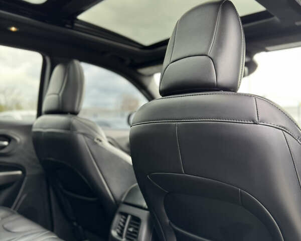 Синій Джип Cherokee, об'ємом двигуна 3.24 л та пробігом 111 тис. км за 21500 $, фото 34 на Automoto.ua