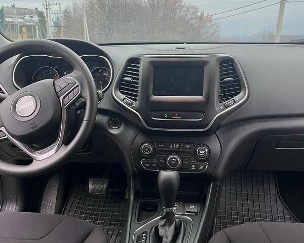 Синій Джип Cherokee, об'ємом двигуна 2.4 л та пробігом 102 тис. км за 15300 $, фото 9 на Automoto.ua
