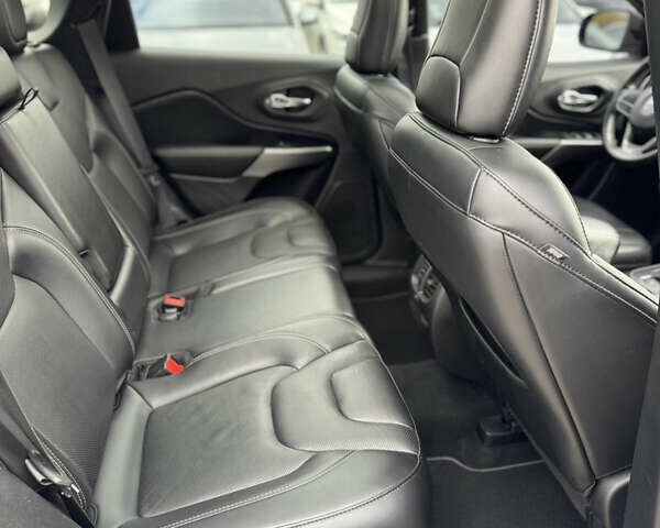 Синий Джип Чероки, объемом двигателя 3.24 л и пробегом 111 тыс. км за 21500 $, фото 32 на Automoto.ua