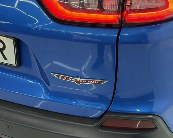 Джип Чероки 2020 в Одессе на Automoto.ua Синий Джип Чероки, объемом двигателя 3.24 л и пробегом 15 тыс. км за 24000 $, фото 8 на Automoto.ua
