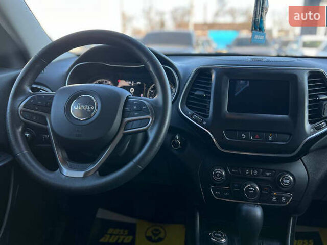 Синій Джип Cherokee, об'ємом двигуна 2.36 л та пробігом 90 тис. км за 18500 $, фото 15 на Automoto.ua